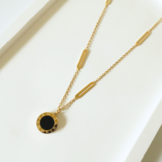 Ashara Noir Roman Pendant- 2 in 1