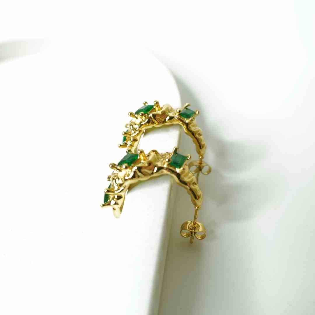 Emerald Luxe Molten Hoop Studs