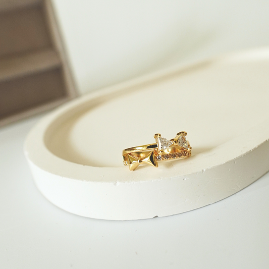 18K gold-plated adjustable ring featuring a pyramid stud detail and heart-shaped cubic zirconia stone — edgy, waterproof, and anti-tarnish fashion ring for women