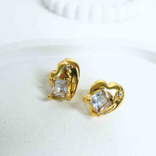 Aurora Heart Crystal Studs – 18K gold-plated stainless steel stud earrings