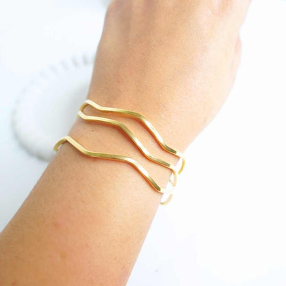 Aurea Wave Bangles