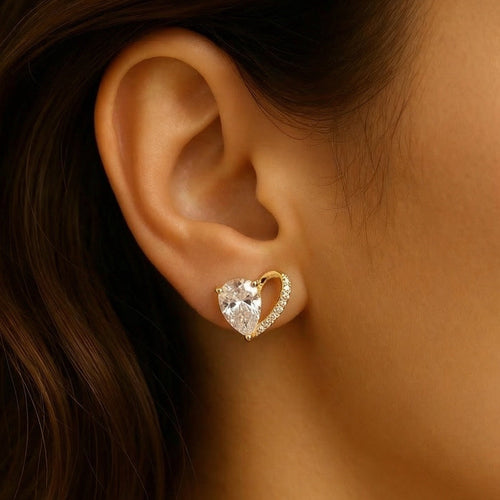 Luna Heart Spark Studs – 18K gold-plated stainless steel stud earrings