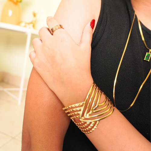Ashara Waves of Gold Statement Cuff – 18K gold-plated stainless steel cuff bracelet