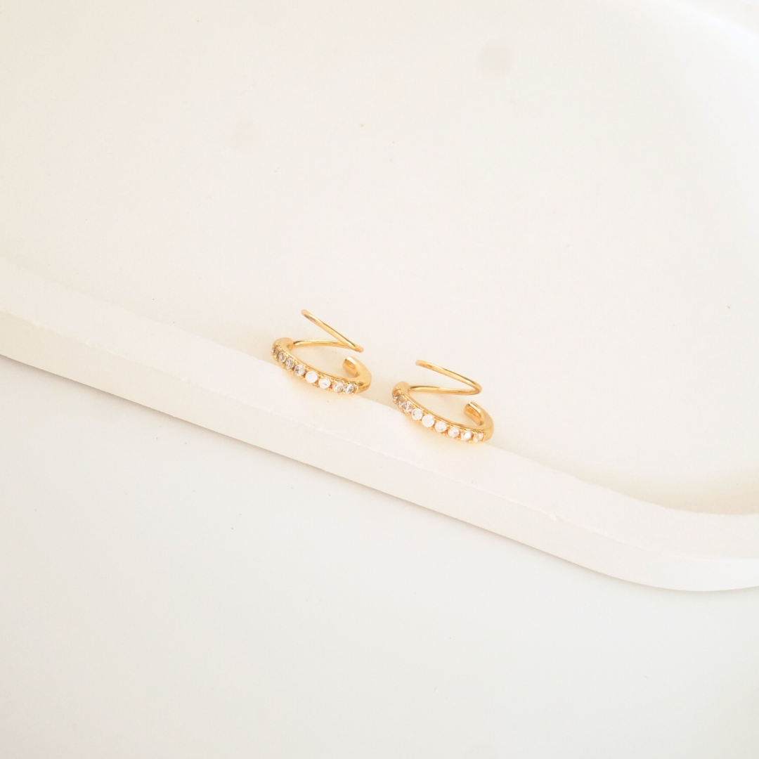 18K gold-plated ear cuff with zircon stones – no piercing, waterproof, anti-tarnish jewelry by Ashara Jewels