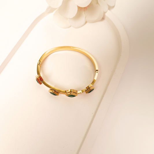 Ashara Emerald Edge Bracelet - For Thin Wrist