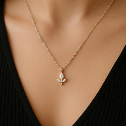 Celeste Tulip Necklace