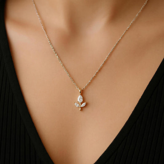 Celeste Tulip Necklace