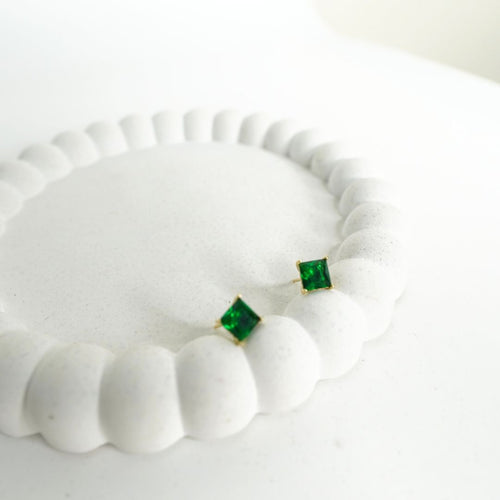 Emerald Radiance Studs – 18K gold-plated copper stud earrings