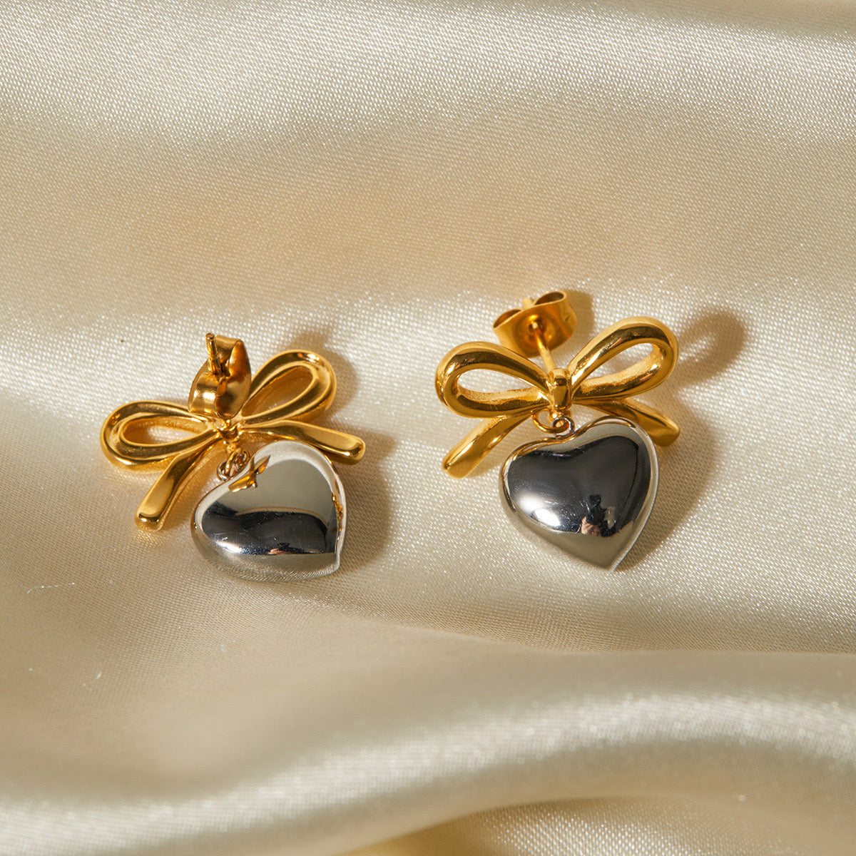 Ashara Heart Drop Earrings with Bow- Dual Color