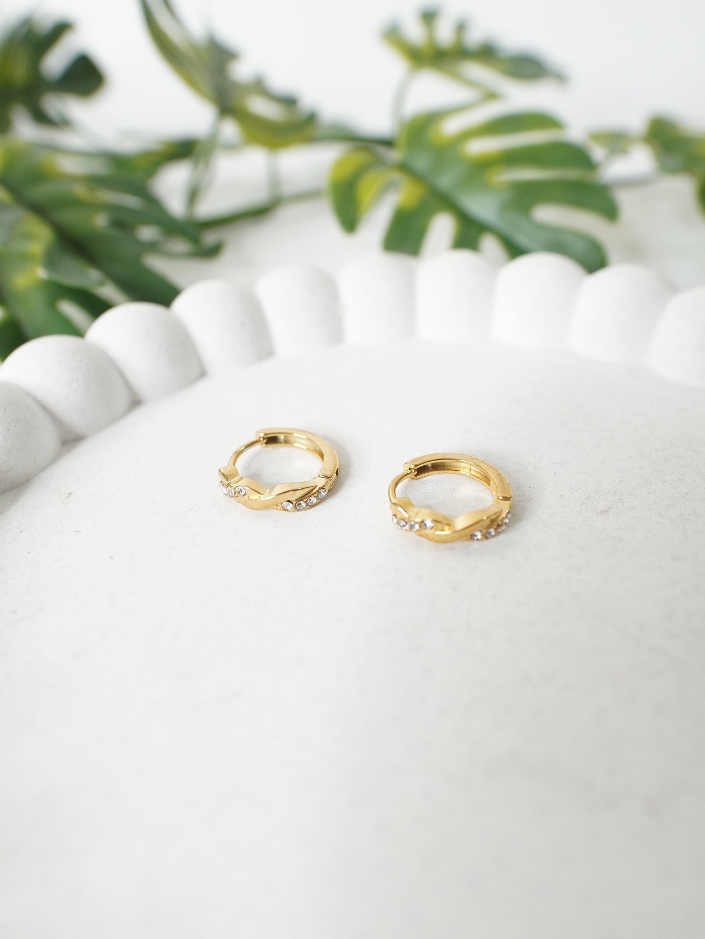 Anti tarnish earring, waterproof jewellery, Gold plated Jewelery, affordable Jewelery, anti tarnish jewellery, 