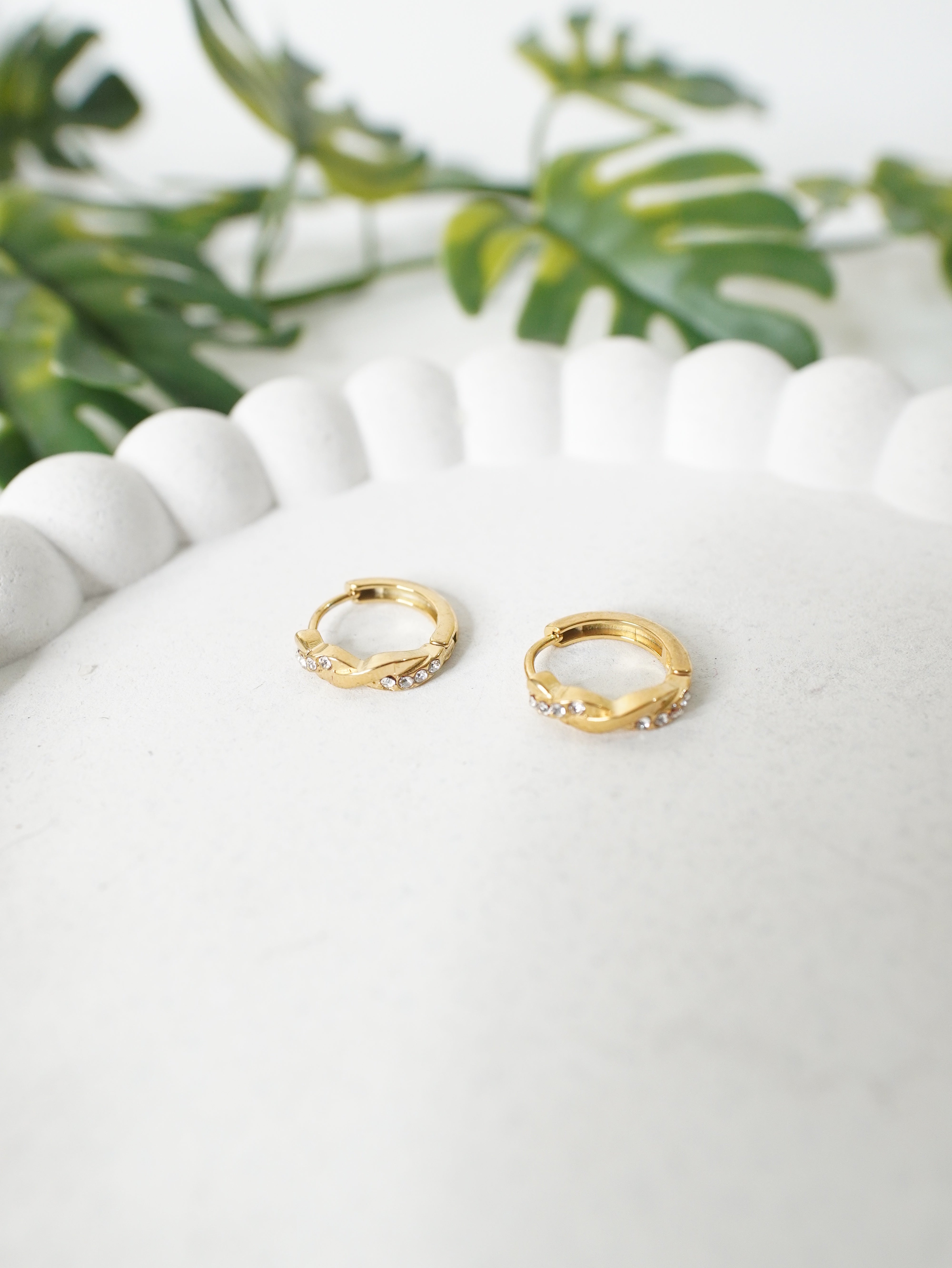 Anti tarnish earring, waterproof jewellery, Gold plated Jewelery, affordable Jewelery, anti tarnish jewellery, 