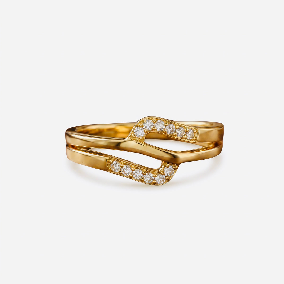 Aurelia Wave Crystal Ring