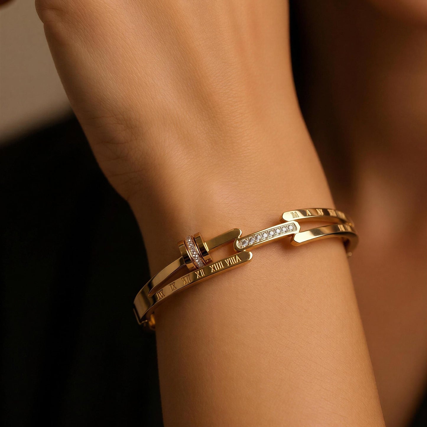 Roman Luxe Nail Bracelet
