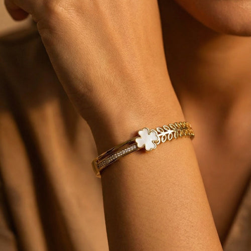 Clover Grace Luxe Bangle – 18K gold-plated stainless steel bangle
