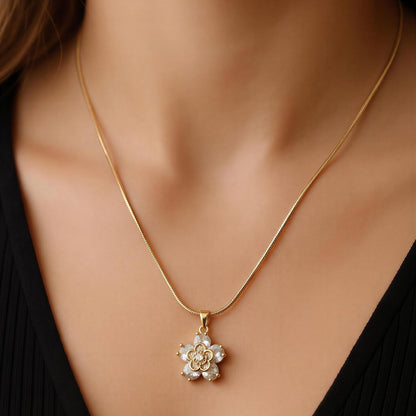 Roselle Floral Pendant Necklace