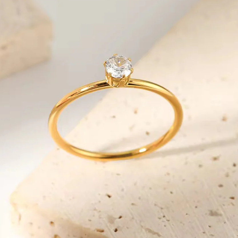 Luna Solitaire Ring