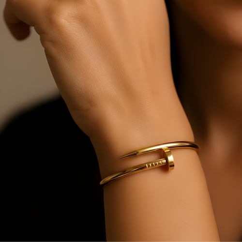 Ashara BoldNail Bangle Bracelet – 18K gold-plated stainless steel open cuff bangle